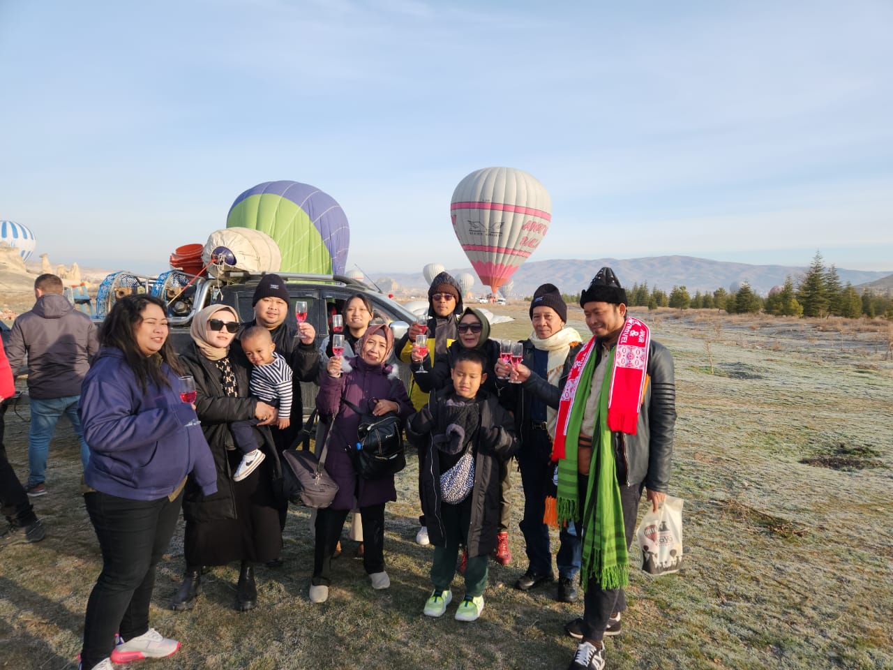 Biaya Umroh 2023: Berbelanja Souvenir