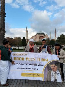 Paket Umroh September 2023: Mengunjungi Tanah Suci dalam Perjalanan Spiritual yang Memikat